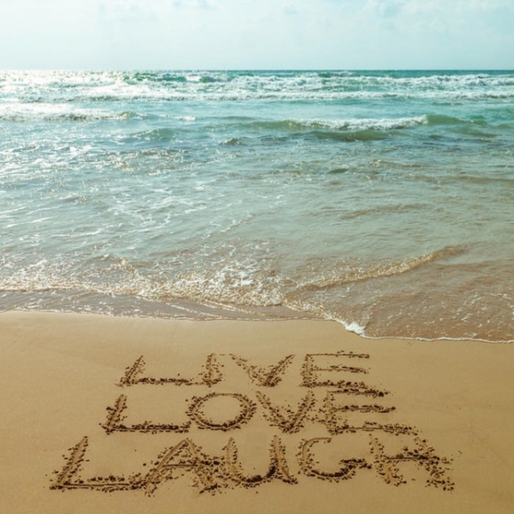 Meet your Posher, Daysi - Picture 3 of 4